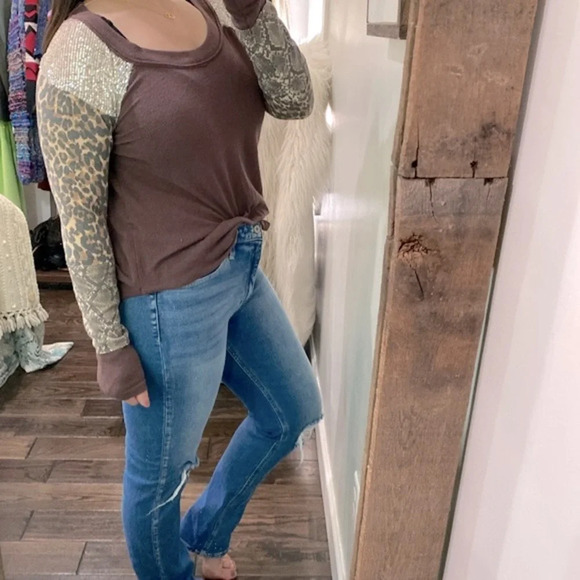 Ces Femme brown & snake skin knit top long sleeve size small/medium - Picture 3 of 8